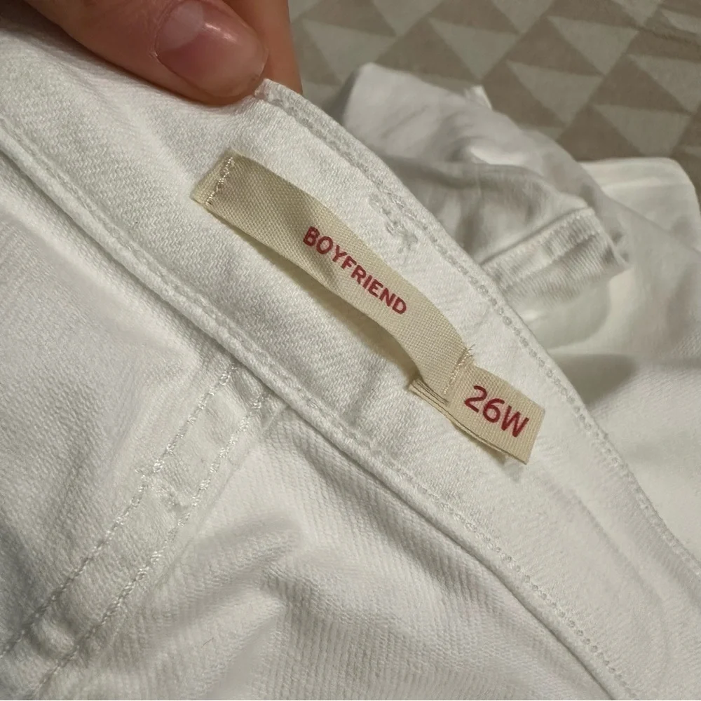 NWOT Levi’s plus size boyfriend jeans in white